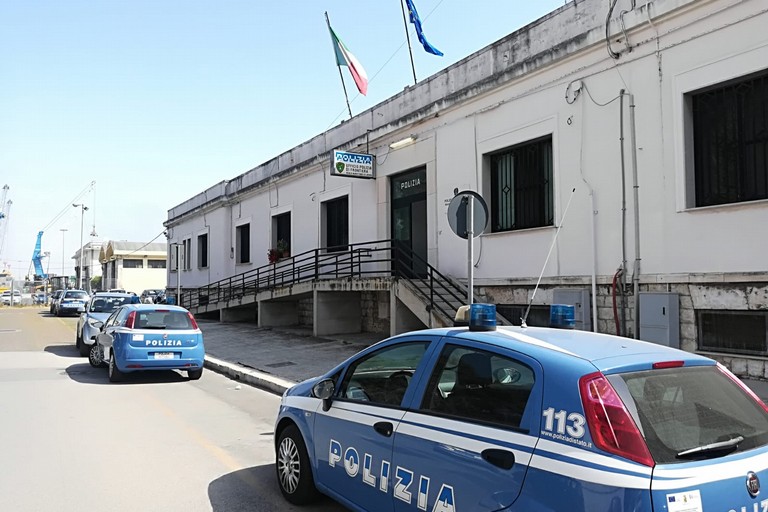 Në autostradë me 2.3 kg kokainë në makinë, arrestohet shqiptari në Itali