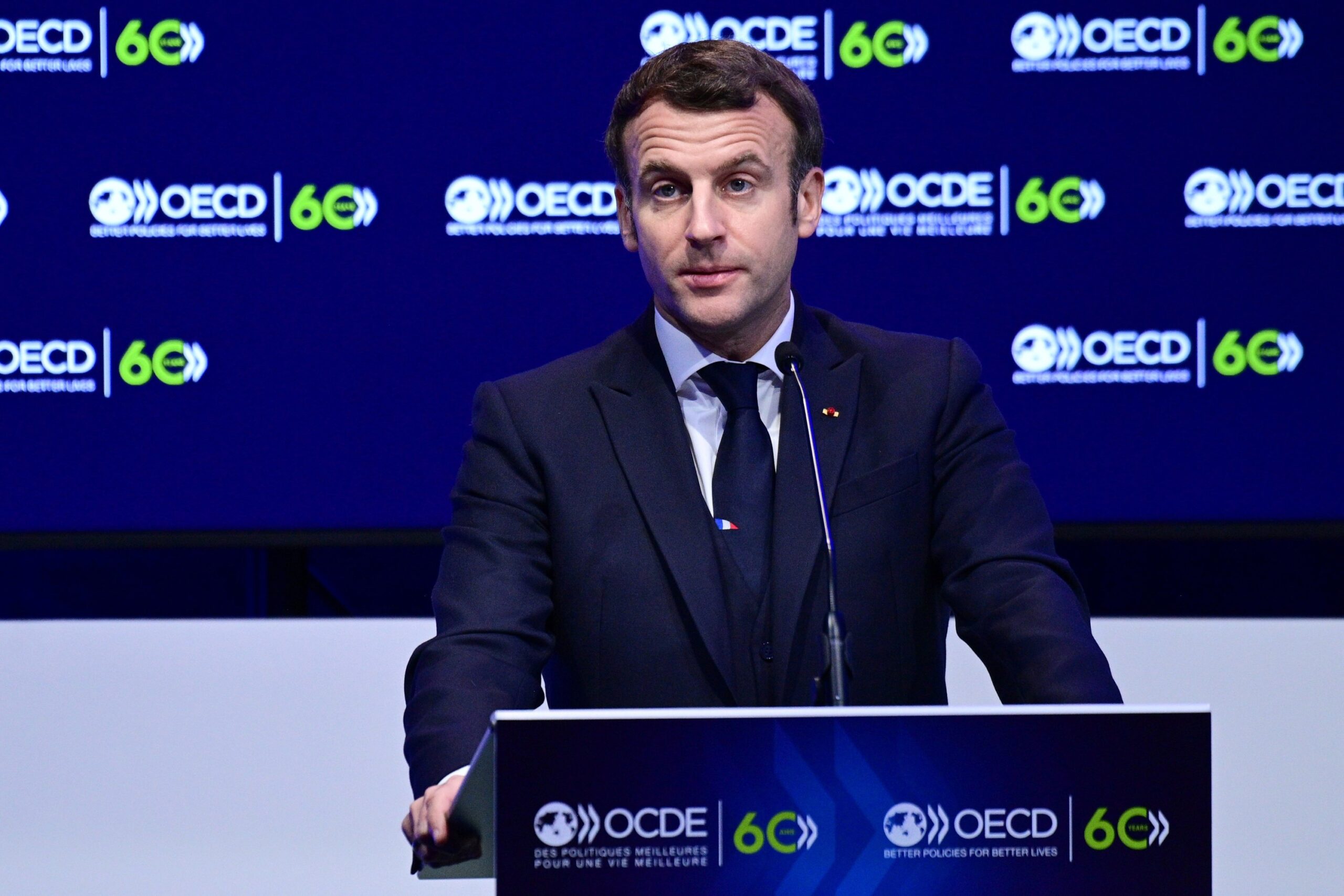Nuk shpëtojnë as krerët e shteteve,  Presidenti francez Macron pozitiv me COVID-19