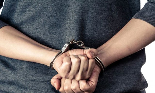 Arrestohet 33-vjeçari në Durrës, akuzohet në tentaiv e sipër për vjedhien e një makinete