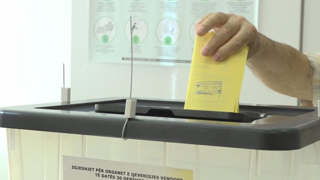 Ja si do të jetë fleta e votimit në zgjedhjet e 25 prillit/ Kolegji Zgjedhor merr vendimin