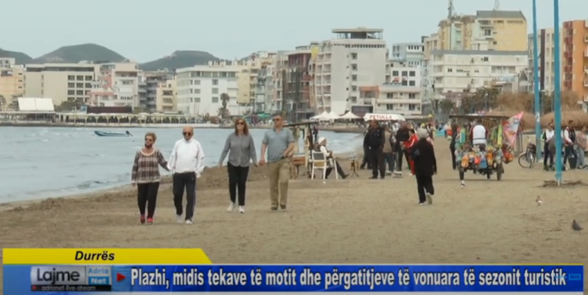 Durrës/ Plazhi midis tekave të motit dhe përgatitjeve të vonuara të sezonit turistik