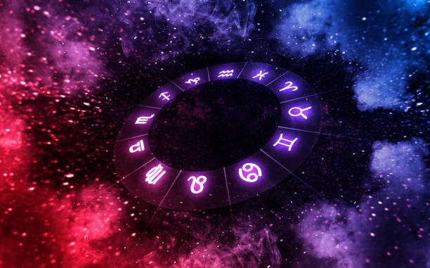 Horoskopi javor, shenjat më me fat marrin 5 yje: Ju presin aventura, biseda dhe të papritura